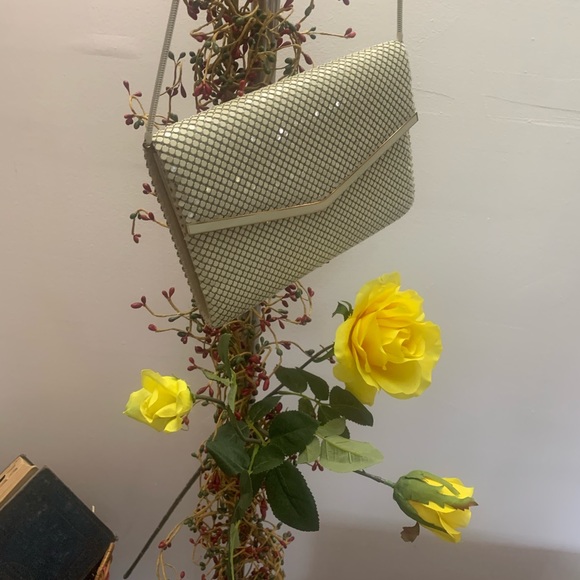 Vintage Clutch (Handbag) Shimmering - Picture 10 of 14